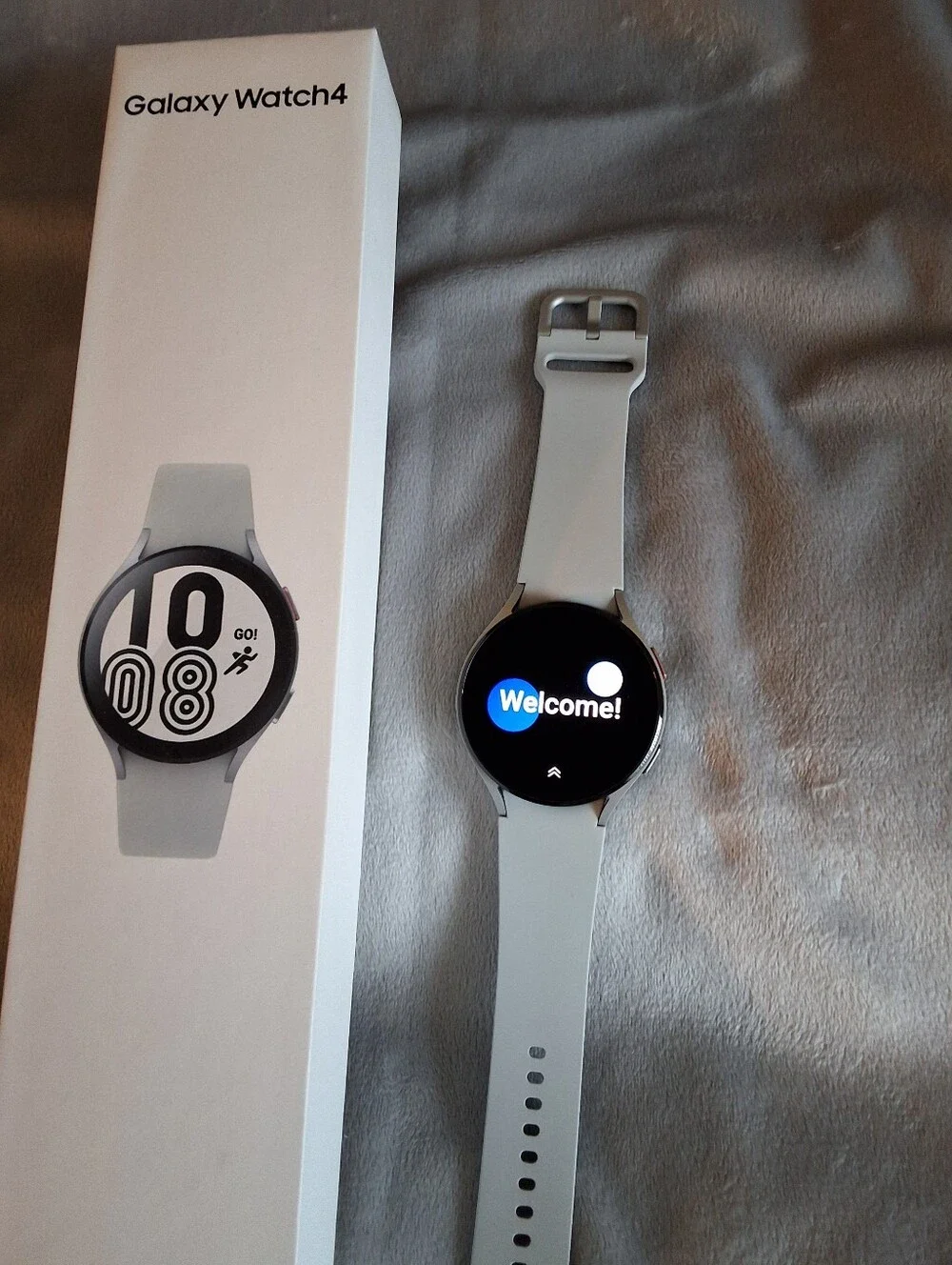Samsung Galaxy Watch 4, Like New!!